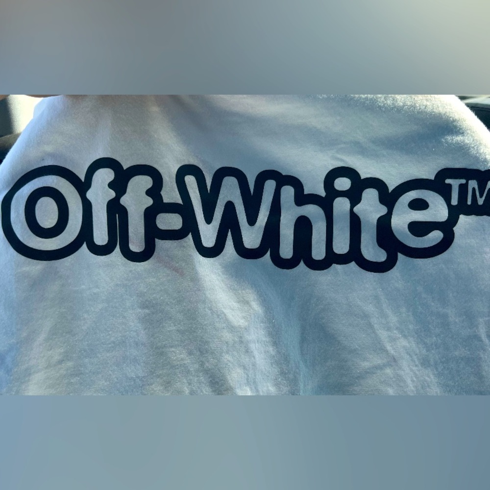 Off white shirt Xl never worn